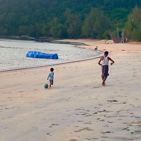 Starlight Beach Resort Koh Phayam Exterior photo